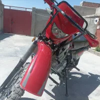 تریل 200مدل402 تمیز سالم در حد خشک