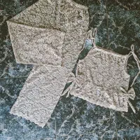 پوشاک بچه گانه