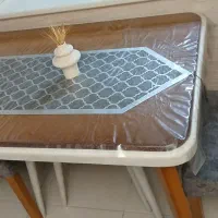 میز چوبی چهار نفره