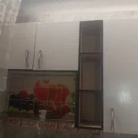 دوتا کابینت دیوار کوب یکی برای هوده یکی ام آبچکان