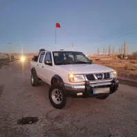 نیسان پیکاپ دو کابین ۸۹