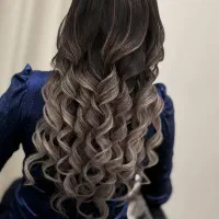 مدل برای رنگ مو