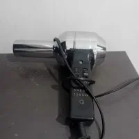 سشوار‌ در حد جانسون