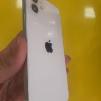 اپل iPhone 12 با حافظهٔ ۱۲۸ گیگابایت