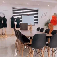 بمب تخفیفات آموزش خیاطی از مبتدی تا مجلسی در مزون