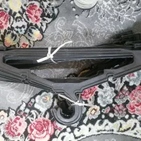 چوب لباسی سالم وتعداد بالا هستش