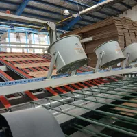 اپراتور دستگاه چاپ کارتن و ورق کارتن