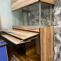 آکواریوم بزرگ یک متری