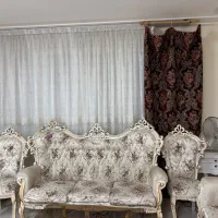 مبل به همراه میز