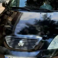 ماشین تیبا ۲ مشکی و مگان سفید درجه ۱