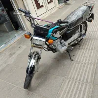 125 5دنده مدل95 یکسال بیمه