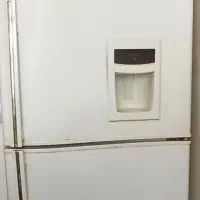 یخچال فریزر کارکرده ولی تمیز ۷۰۰۰۰۰۰تومان