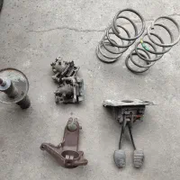 تعدادی لوازم یدکی خودرو