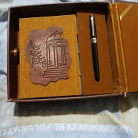 عرض سلام خدمت عزیزان محترم یک جلد دیوان حافظ با یک