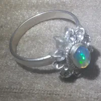 انگشتر نقره زنانه با نگین اوپال