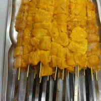 استخدام همکار خانم