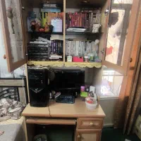میز کامپیوتر کتابخانه دار