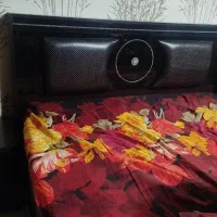 تخت دونفره
