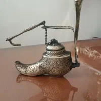 چراغ پیسوز برنجی دست ساز قدیمی طرح کفش