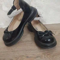 کفش ورنی بچگانه