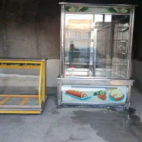 ویترین و زیر ترازو
