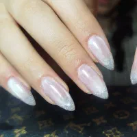 آفر ویژه خدمات کاشت و ترمیم ناخون