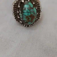 فیروزه زنده