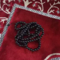 تسبیح یا گردن آویز گردن