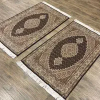 فرش جفت ذرع نیم ماهی