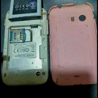 گوشی سامسونگ و شارژر اصلی