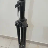 پایه باند ایستاده