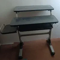 میز کامپیوتر و تحریر