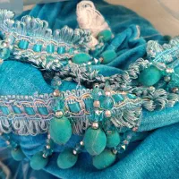 والان و کنار پرده شیک