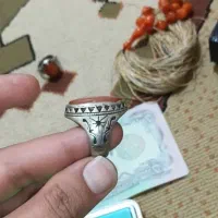 عقیق یمنی کهنه بسیارزیبا بارکاب دست ساز