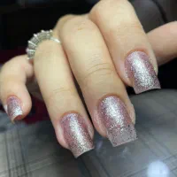 کاشت ناخن،ترمیم|خدمات آرایشگری و زیبایی|ساری, |دیوار