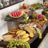کیک و فینگرفود