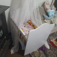 ننو و تخت کنار تخت مادر