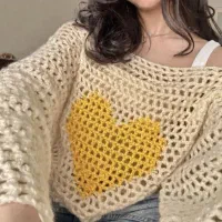 توت بگ و روسری و دامن و کراپ و کیف
