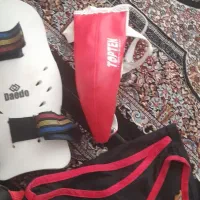 وسایل ورزشی لباس کیکبوکس