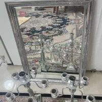 آینه وشمعدان همراه با ساعت رومیزی