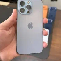 آیفون 13 پرو مگس