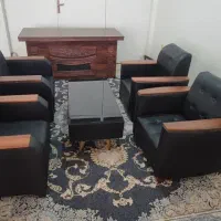 ست مبلمان اداری و عسلی و میز اداری ۱۶۰ سانتی