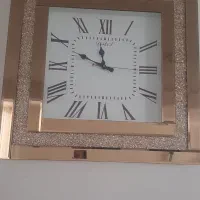 ساعت آینه ای کاملا سالم