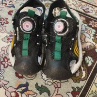 یک جفت صندل پسرانه