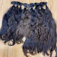 خریدار مو طبیعی و رنگی