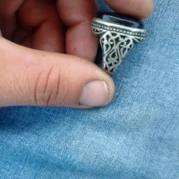 انگشتر همراه نگین