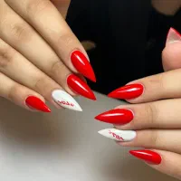 فوراً استخدام ناخن کار حرفه ای