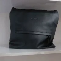 تعدادی کیف زنانه چرم رودوشی سایز بزرگ و جادار شیک