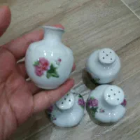 نمکدون گلسرخی