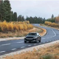 نیاز به راننده خانم